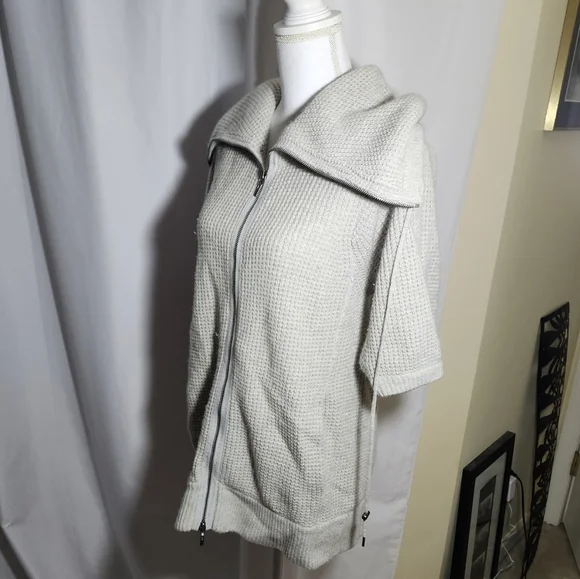 Theory Cashmere Short Sleeve Sweater Jacket M - Picture 4 of 10